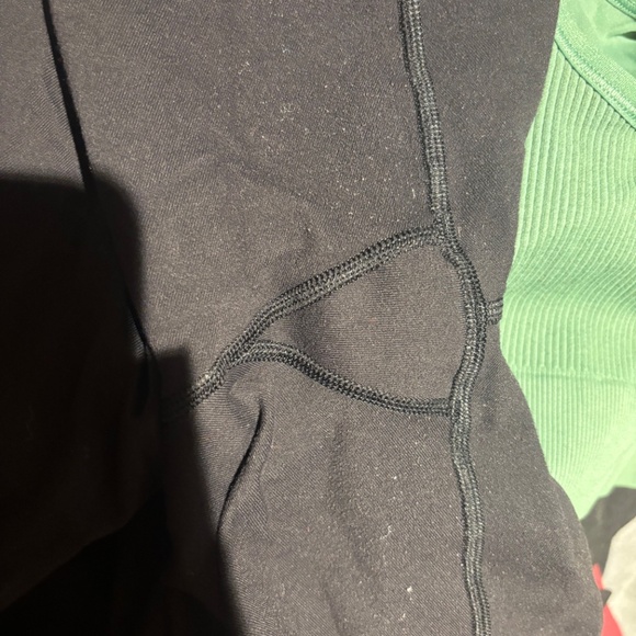 Lululemon Wunder Under 25” - size 16 - Picture 5 of 7